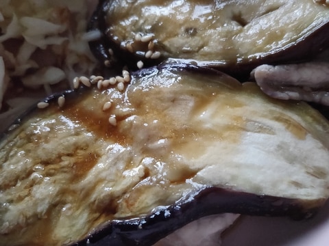 ナスの豚肉料理大葉挟み焼き